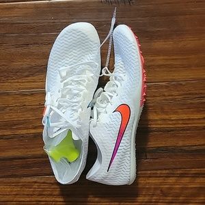 NWOT Nike Mamba V distance spikes | size 10.5  Spikes(12) included